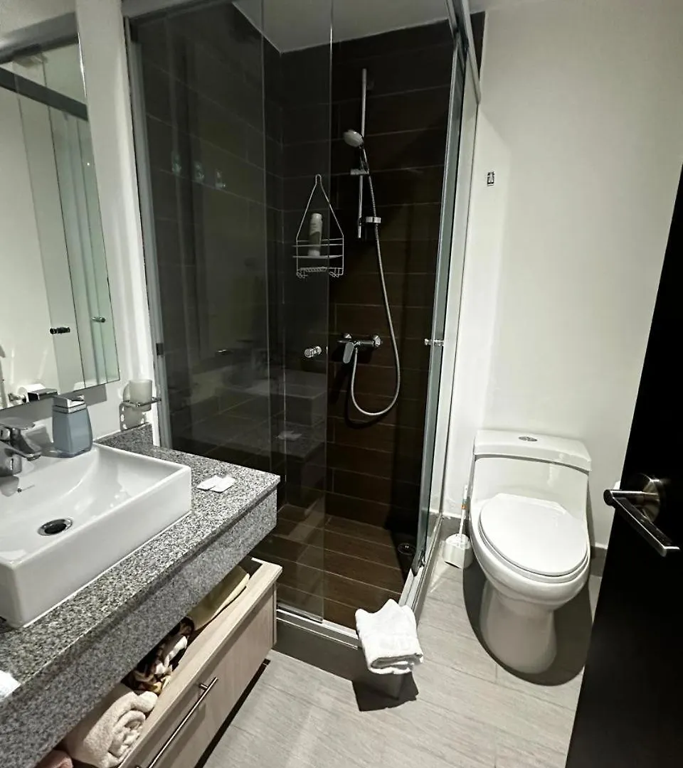아파트 Awesome View 3Bedroom With Balcony Republica Del Salvador 키토